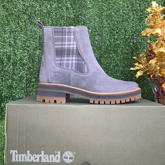 🆕 Timberland women’s Courmayeur Valley Chelsea Boot - Picture 1 of 8
